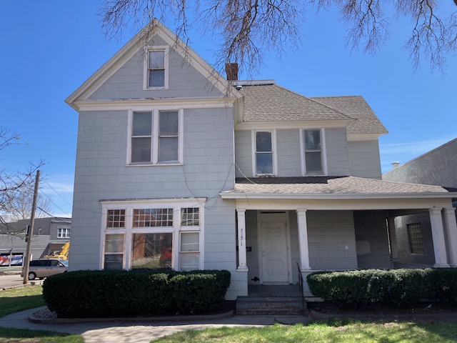 Property main image